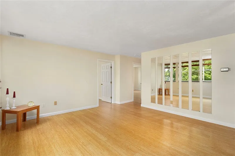 3524 W Shore Road  #301 Photo 13