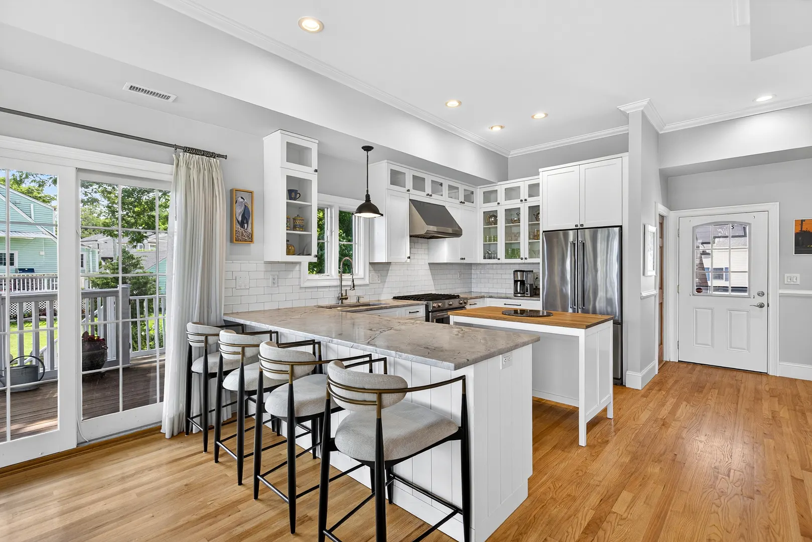 284 Shore Drive Photo 9