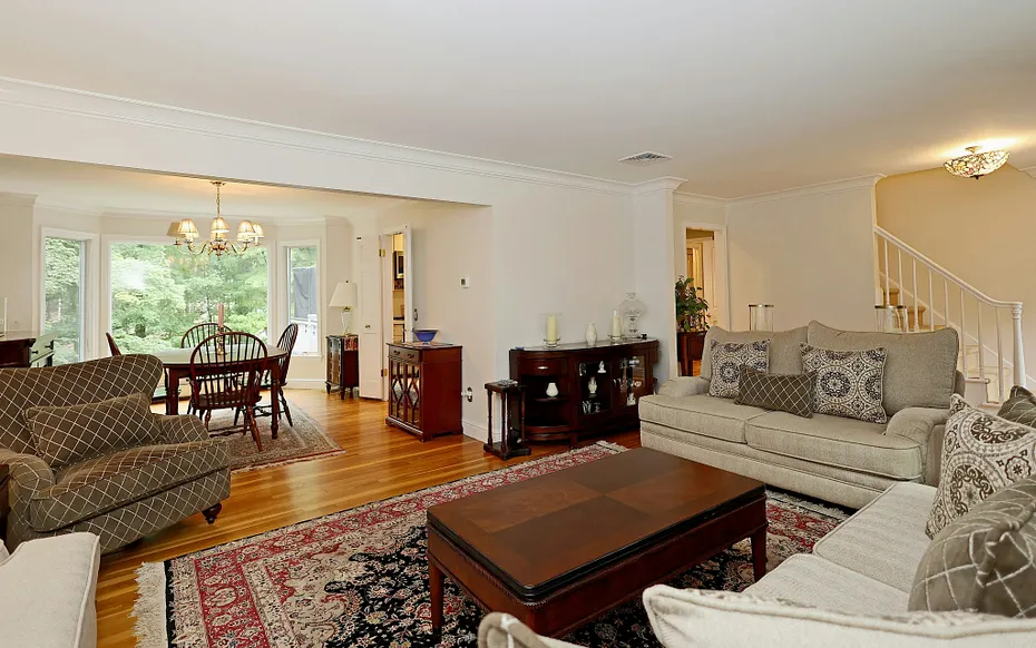 47 Fox Run Road Photo 6