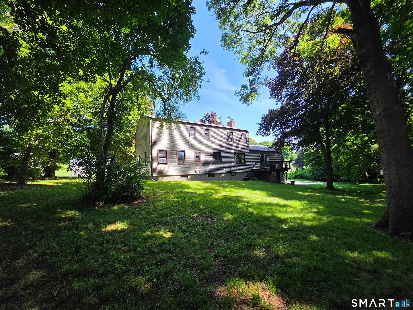 8 Squire Lane Photo 27