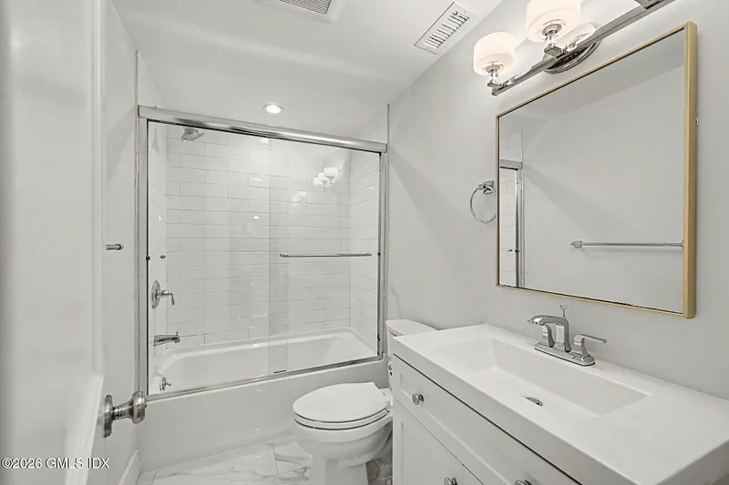 124 Shore Road Photo 14