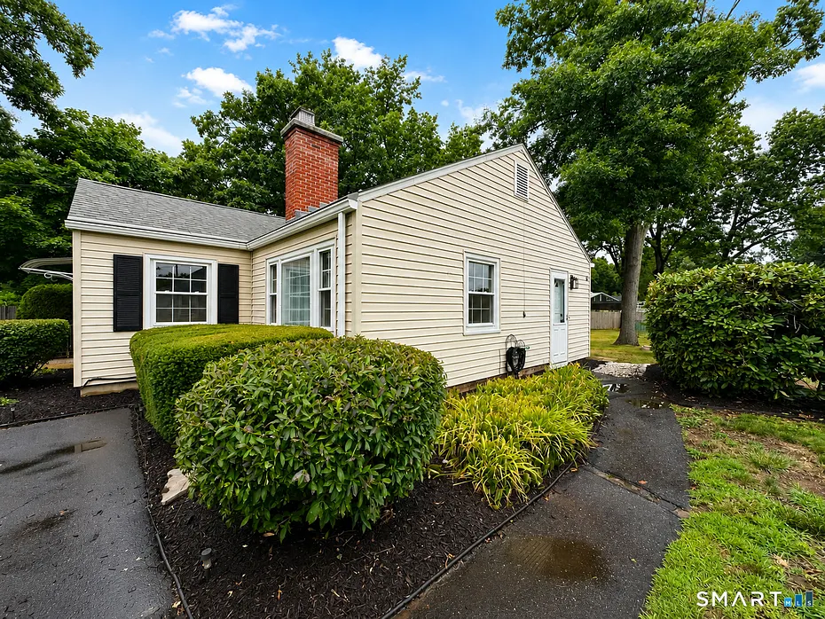 38 Fairfield Drive Photo 18