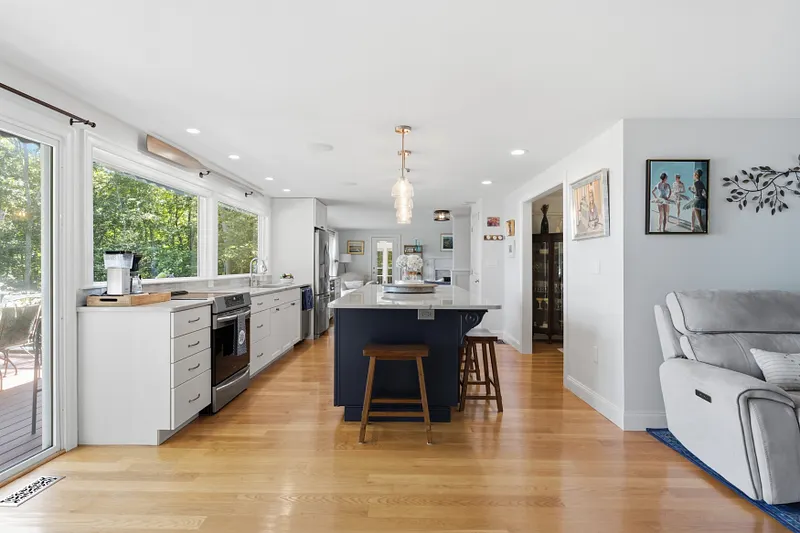 17 Oakridge Drive Photo 16
