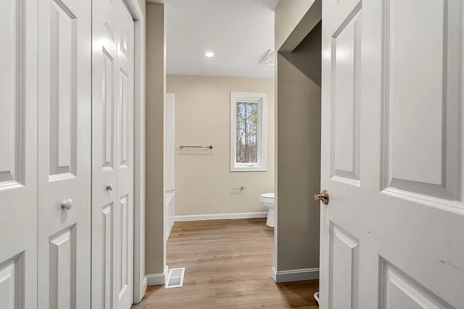 153 Coffin Rd  #10 Photo 11