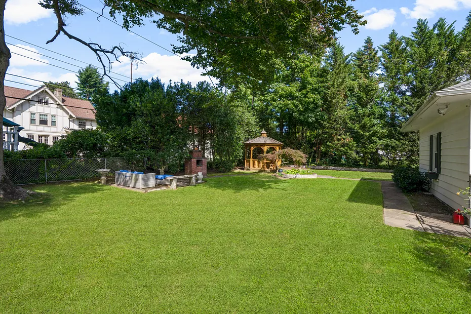 30 Antler Place Photo 36