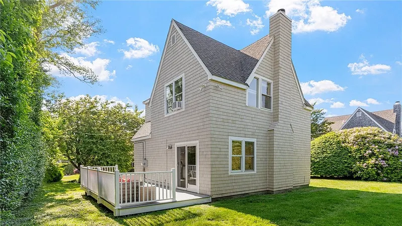 152 Tuckerman Avenue  #7 Photo 38