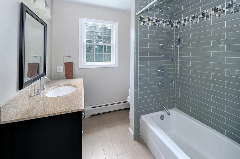 28 Brook Road Photo 19