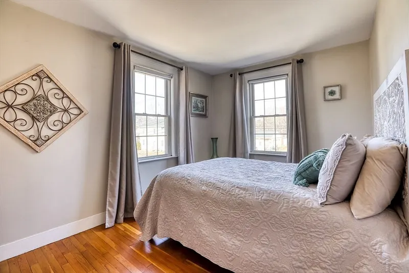 42 Summer St #2 Photo 15