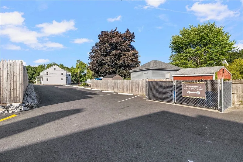 681 Providence Street Photo 6