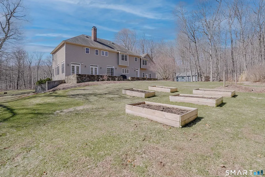 380 Southbury Road Photo 30