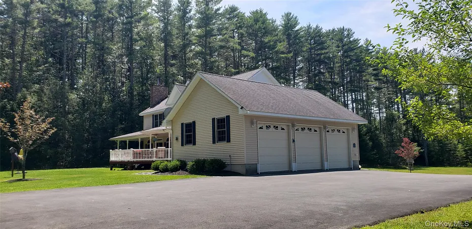 603 Katrina Falls Road Photo 3