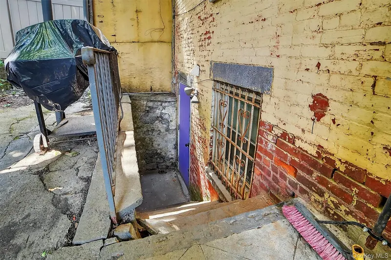 105 Palisade Avenue Photo 38