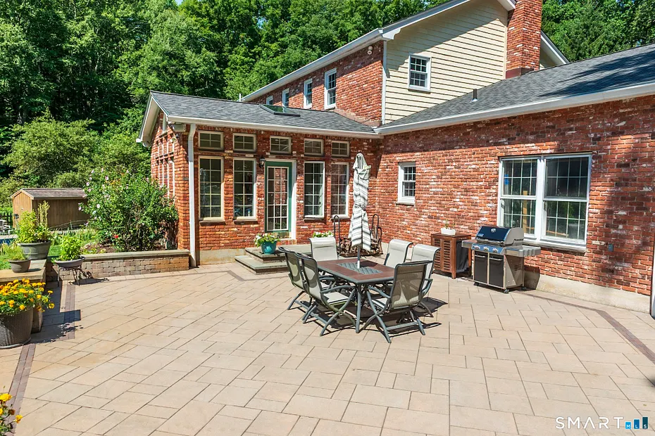 208 Adams Road Photo 6