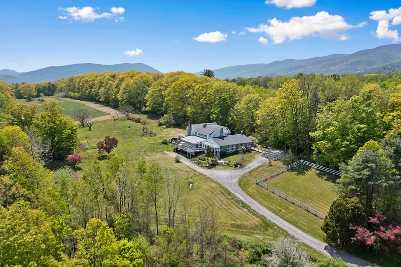 600 Bee Hill Rd Photo 39