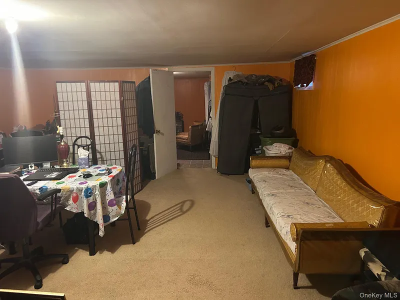 107 Sneden Place W #107 Photo 38