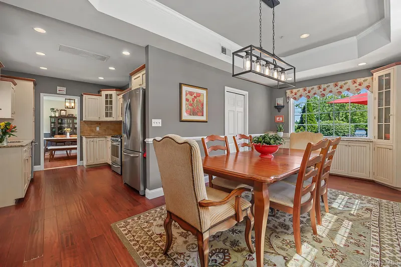 1 Colonial Drive Photo 10