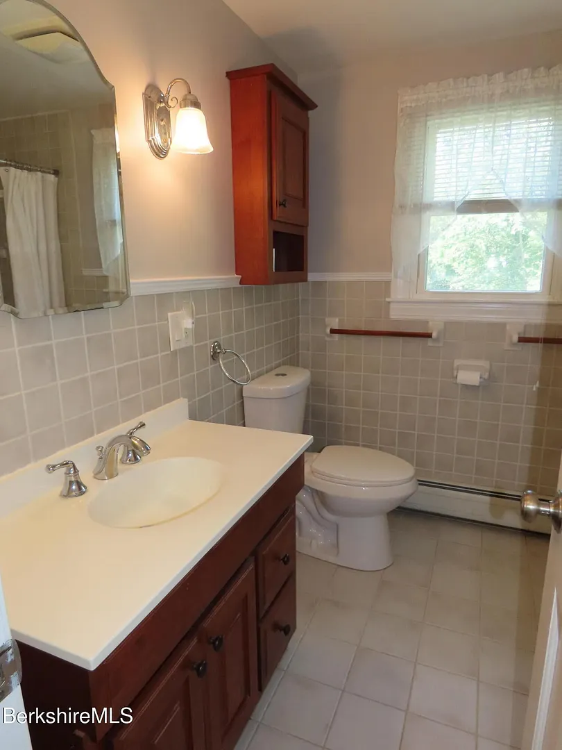 1303 River Rd Photo 28