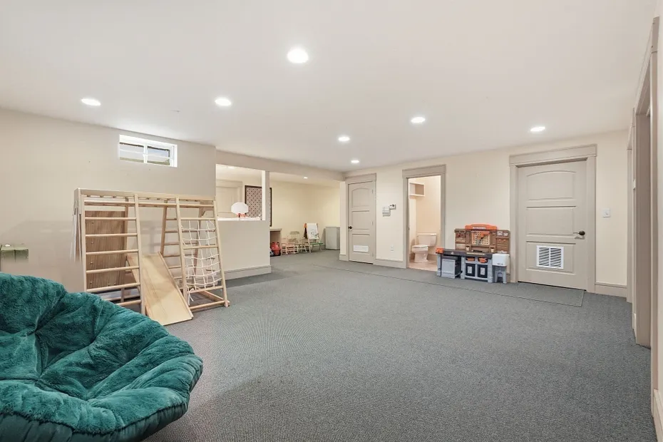 18 Eveningstar Dr Photo 31