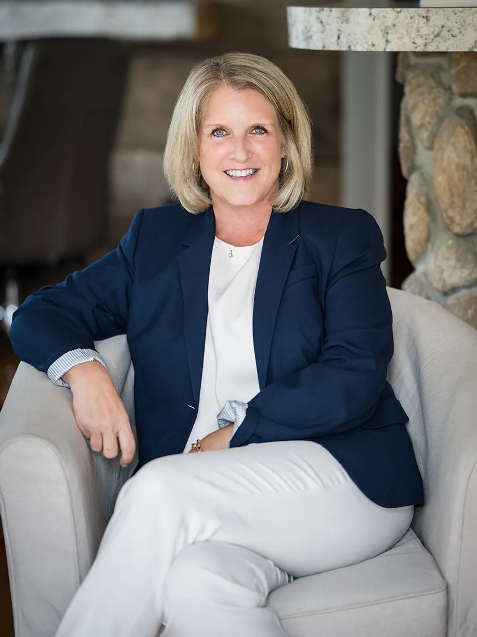 Tracy Lenz