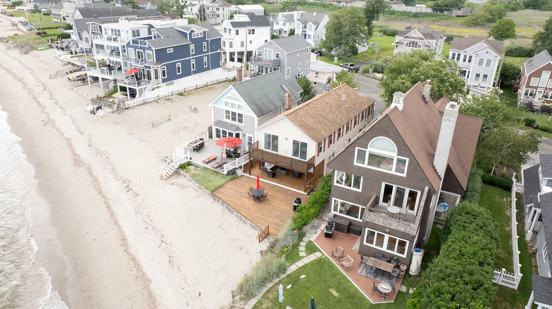 989 Fairfield Beach Road Photo 3