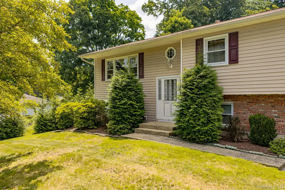 177 New Hempstead Road Photo 4