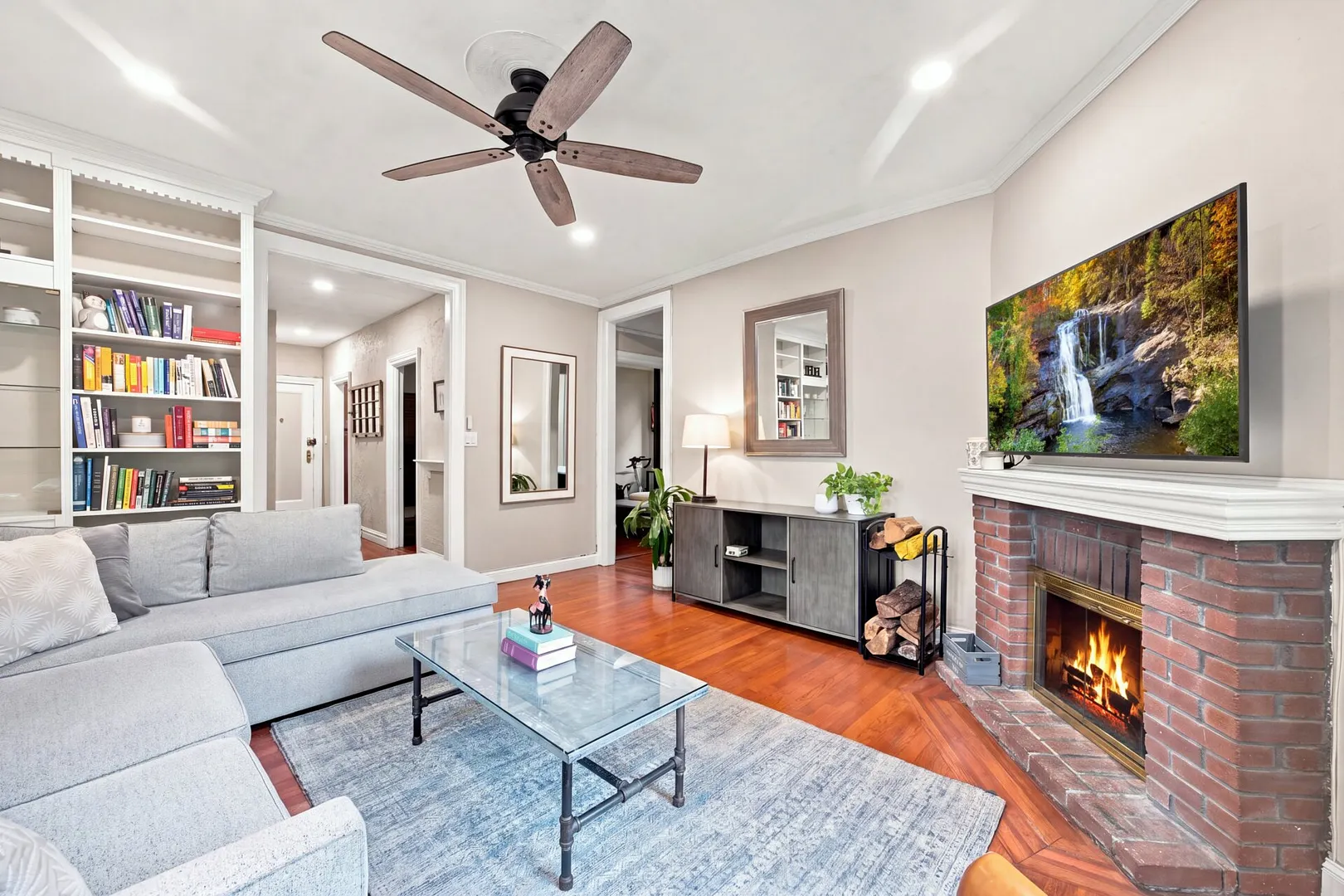 246 Bronxville Road  #i2 Photo 9