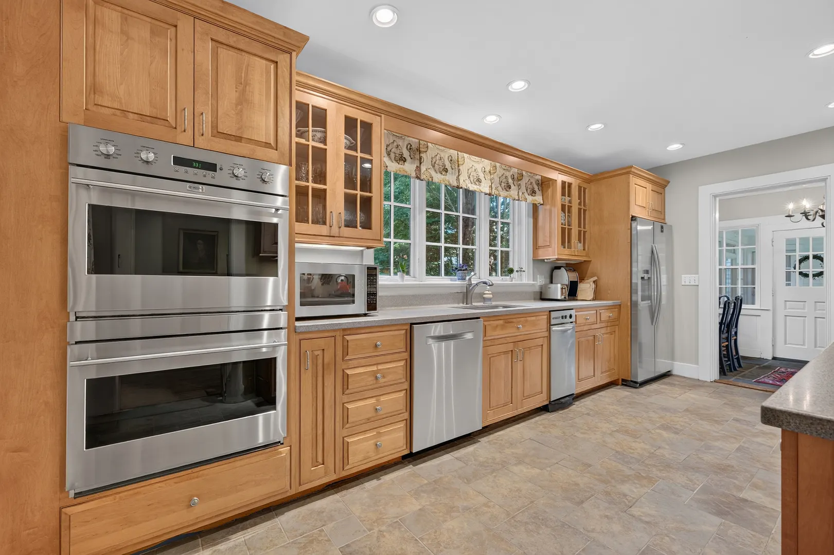 9 Ingham Hill Road Photo 11