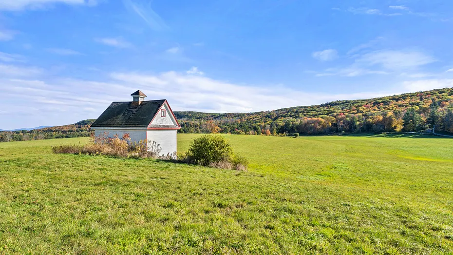 1130 East Rd Photo 8