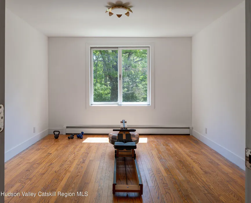 57 Anderson Road Photo 28