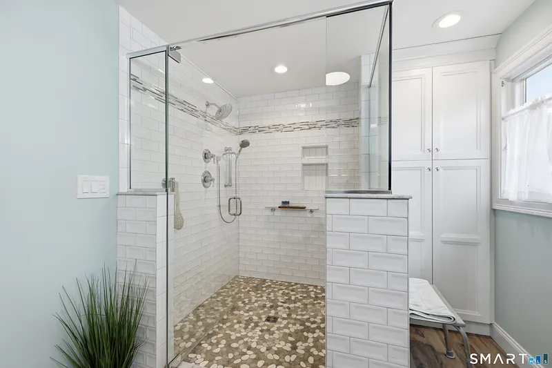 142 Nicholson Street Photo 15