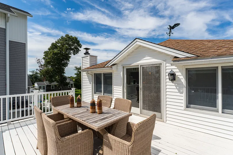 144 Shore Road Photo 21