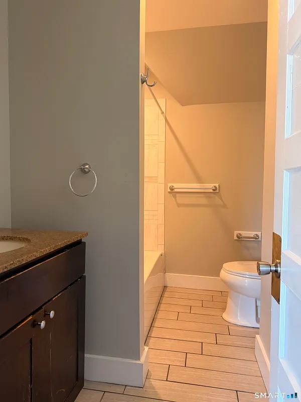 135 Pendleton Street  #3 Photo 8