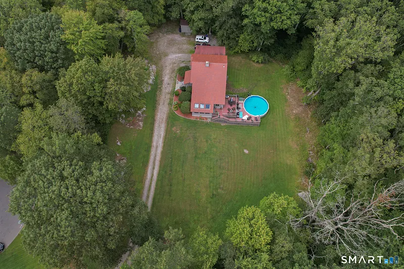 130 Fairhaven Drive Photo 2