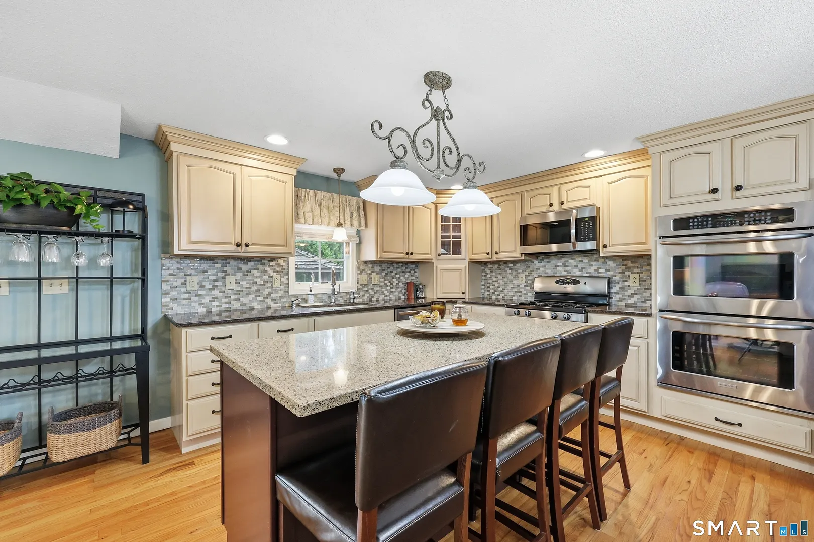 142 Nicholson Street Photo 7
