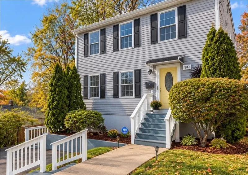 90 Rowley Street Photo 1