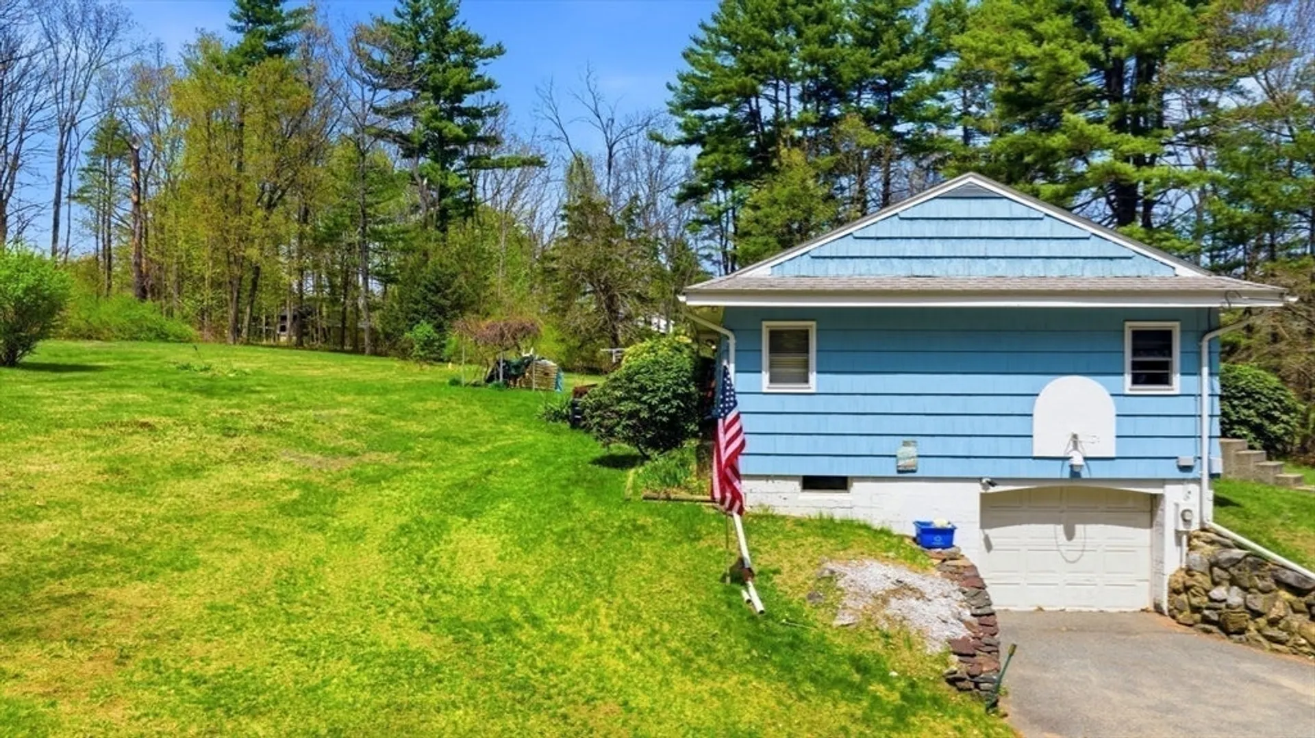 817 Somers Rd Photo 10