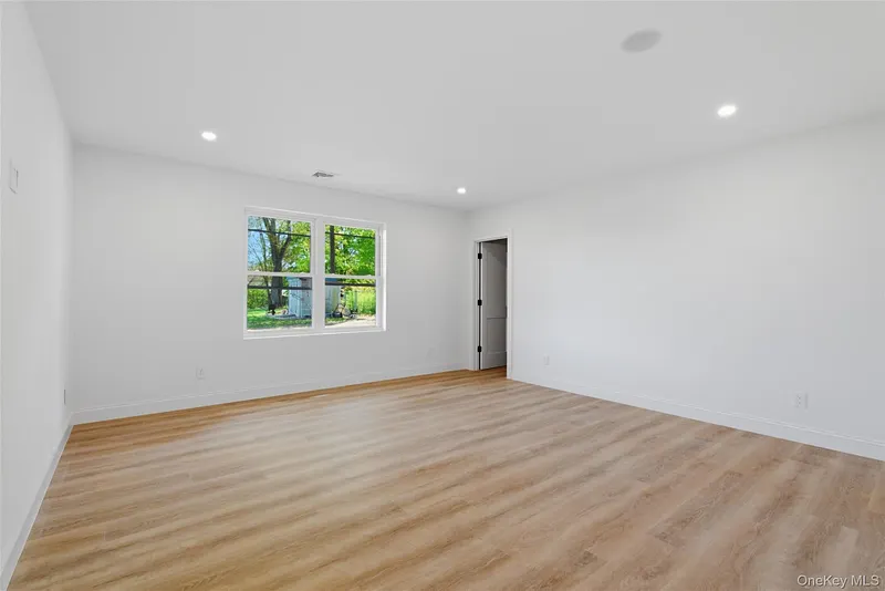 2800 Sarles Drive Photo 18