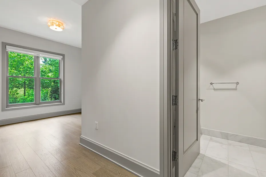 120 Old Post Road  #D106 Photo 15