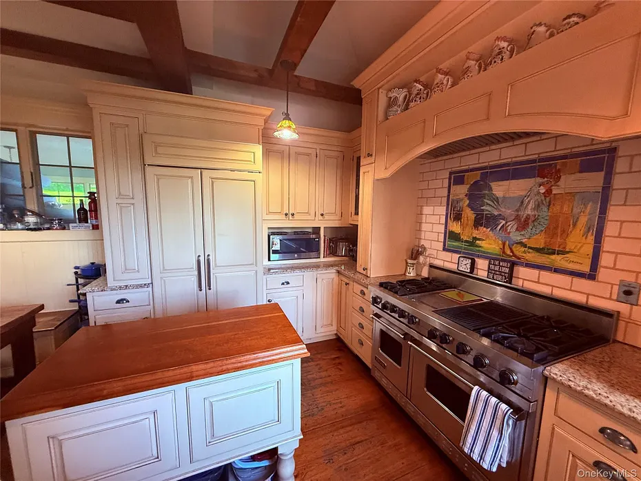 205 High Street Photo 8