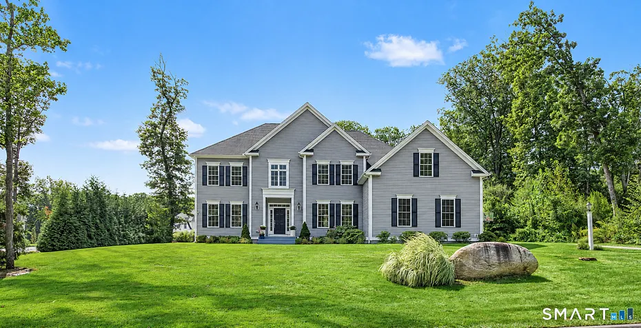 61 Lenox Road Photo 1