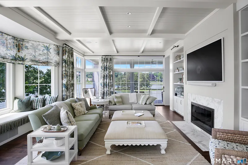 30 Edgewater Hillside Photo 9