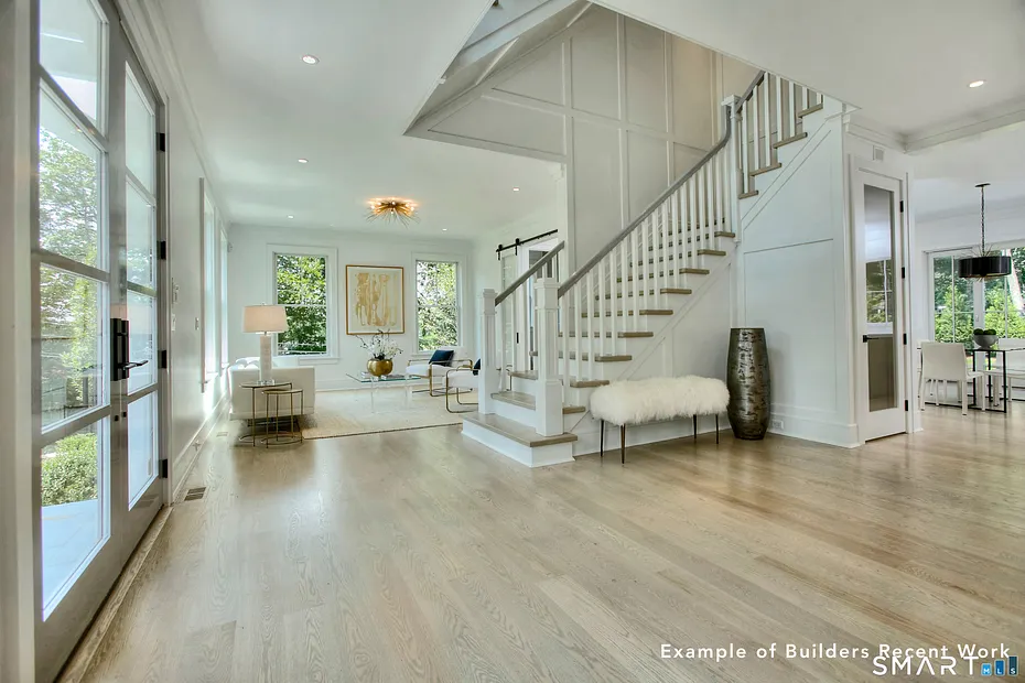 8 Norfield Woods Road Photo 4