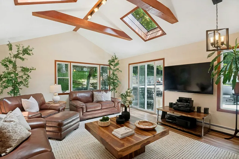15 Deerfield Lane S Photo 22