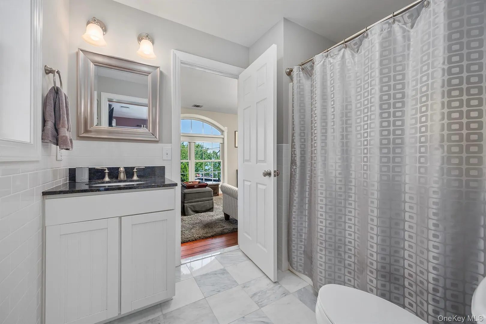1 Colonial Drive Photo 23