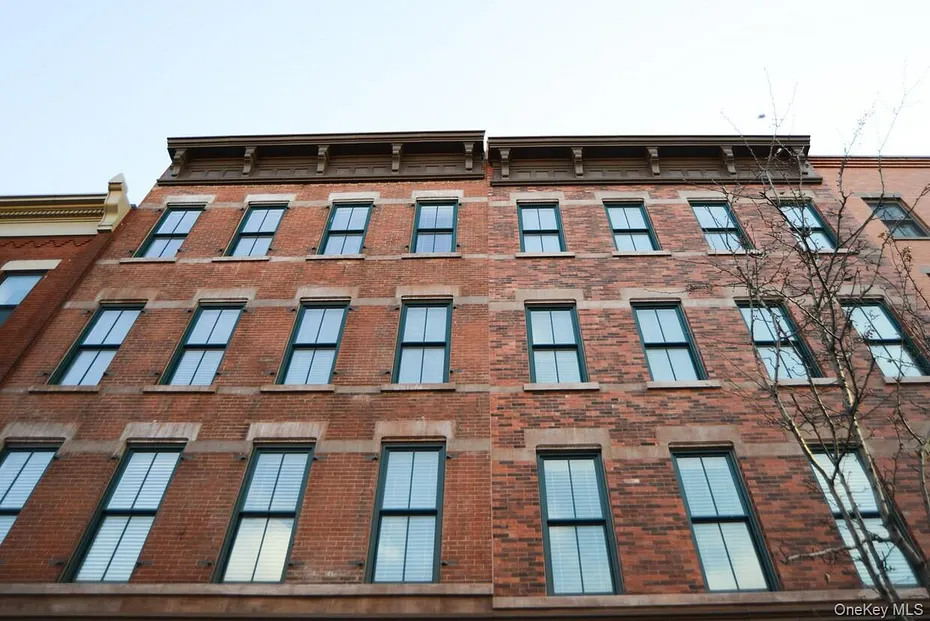 114 Greenpoint Avenue Photo 1