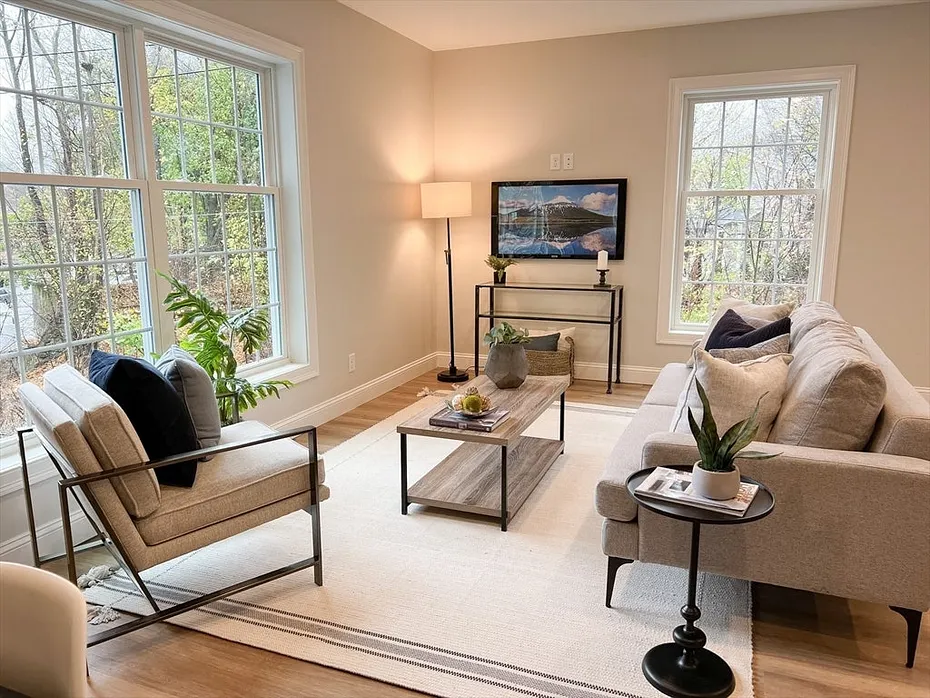 64 Holten St.  #203 Photo 3