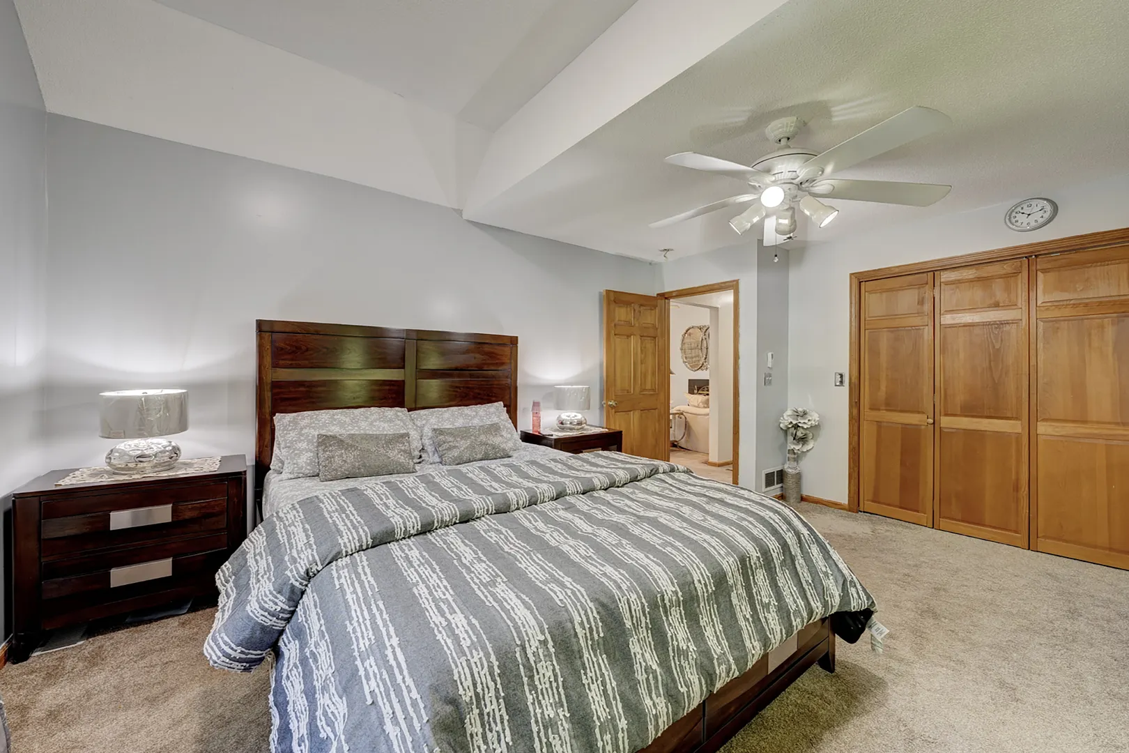 300 Hilltop Road Photo 26