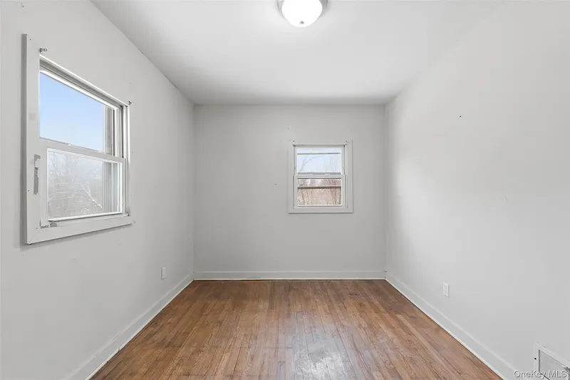 28 Wileman Avenue Photo 14