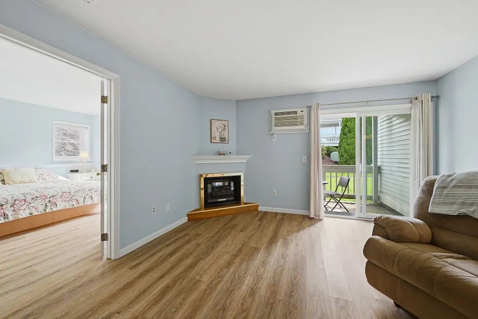 55 Mill Plain Road  #32-1 Photo 14