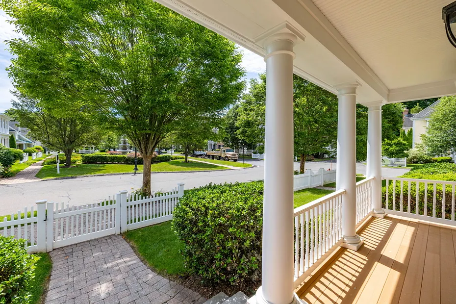 14 Billingsgate Drive #14 Photo 2